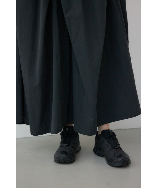 PLUS（プラス）の「【PLUS】バブルギャザーボリュームワンピース（ワンピース・レディース・ブルー/ブラック・SMALL/MEDIUM）」の14枚目の写真