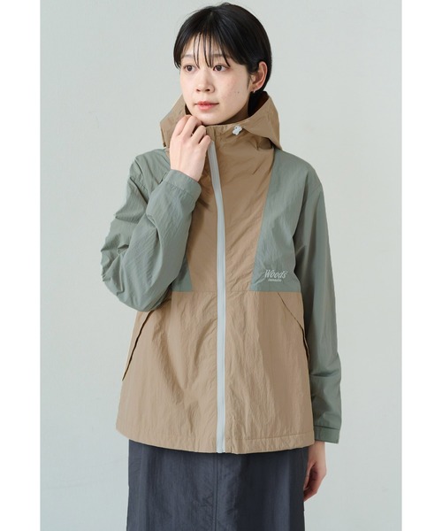 IEDIT(イディット)の「IEDIT WOODSコラボ 微起毛裏地付きのバイカラーアノラック風ジャケット〈ライトカーキ×ベージュ〉(その他アウター・レディース・ベージュ系その他・M/L/LL/3L/S)」の4枚目の写真