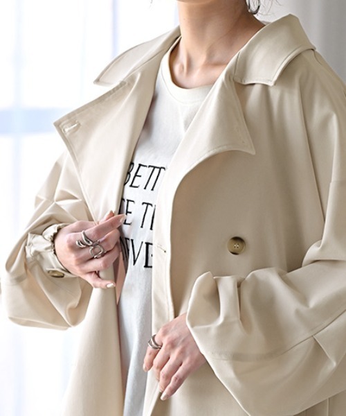 HUG.U(ハグユー)の「花粉防止・撥水 ロングトレンチコート(トレンチコート・レディース・ブラック/アイボリー/ベージュ・FREE)」の12枚目の写真