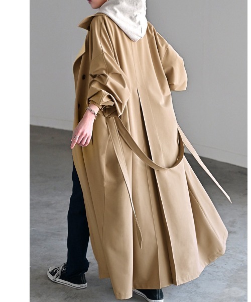 HUG.U(ハグユー)の「花粉防止・撥水 ロングトレンチコート(トレンチコート・レディース・ブラック/アイボリー/ベージュ・FREE)」の7枚目の写真