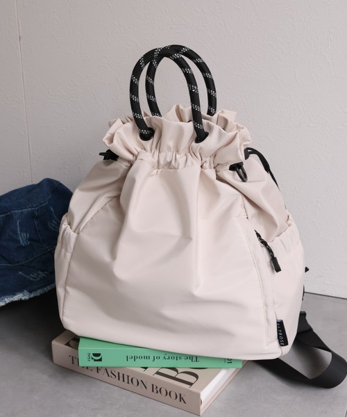 sakishimatokyo（サキシマトーキョー）の「【3WAY】巾着型 ユーティリティバッグ/バックパック/ショルダー（バックパック/リュック・レディース・ブラック/アイボリー/グレー/カーキ/ベージュ・FREE）」の8枚目の写真