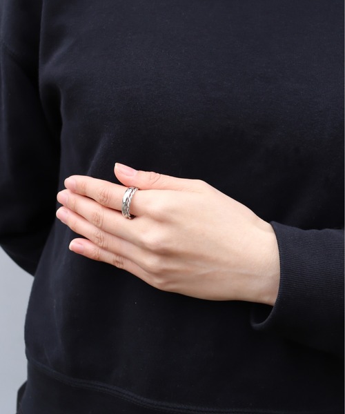 ieLS（イエルズ）の「金属アレルギー対応「ieLS」ステンレス　デザインフリーリング（リング・レディース・ゴールド/シルバー・FREE）」の6枚目の写真