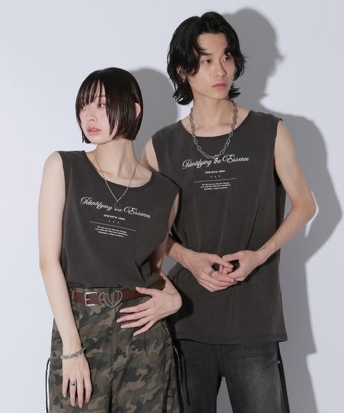 Anui(アニュイ)の「【UNISEX/2サイズ展開】ロゴルーズノースリーブTシャツ(Tシャツ/カットソー・レディース・アイボリー/スミクロ・SMALL/MEDIUM)」の13枚目の写真