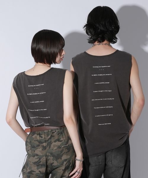 Anui(アニュイ)の「【UNISEX/2サイズ展開】ロゴルーズノースリーブTシャツ(Tシャツ/カットソー・レディース・アイボリー/スミクロ・SMALL/MEDIUM)」の14枚目の写真