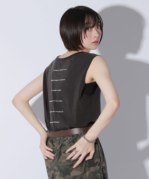 Anui(アニュイ)の「【UNISEX/2サイズ展開】ロゴルーズノースリーブTシャツ(Tシャツ/カットソー・レディース・アイボリー/スミクロ・SMALL/MEDIUM)」の18枚目の写真