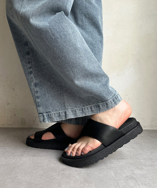 DouDou(ドゥドゥ)の「【WEB限定】トングサンダル(ブーツ・レディース・ブラック/シルバー・SMALL/MEDIUM/LARGE)」の12枚目の写真
