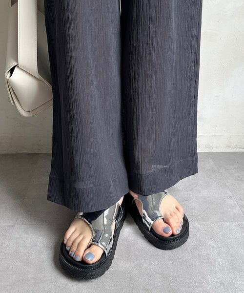 DouDou(ドゥドゥ)の「【WEB限定】トングサンダル(ブーツ・レディース・ブラック/シルバー・SMALL/MEDIUM/LARGE)」の8枚目の写真