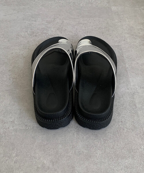 DouDou(ドゥドゥ)の「【WEB限定】トングサンダル(ブーツ・レディース・ブラック/シルバー・SMALL/MEDIUM/LARGE)」の3枚目の写真