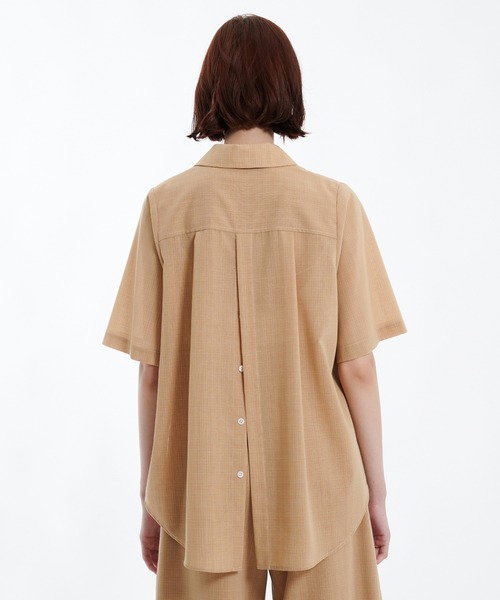 美品PUBLIC TOKYO ドライトロスリットシャツ　半袖シャツ　今季 ドライトロスリットシャツ（シャツ/ブラウス）｜PUBLIC TOKYO