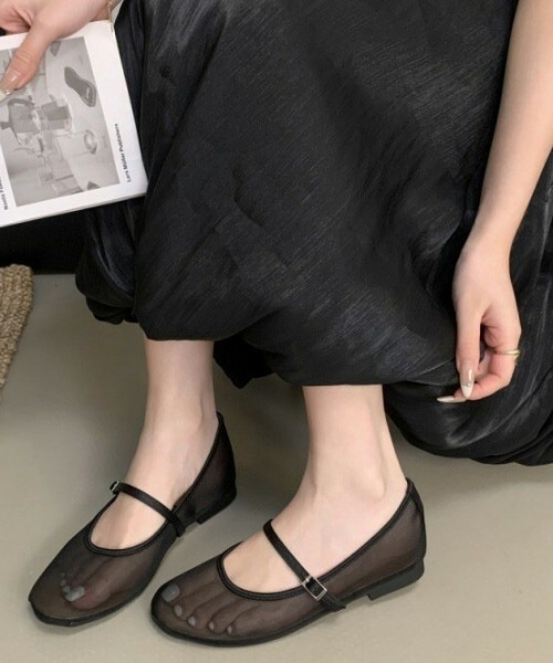 値下げ）定価5万　フランス製　AVRIL GAU メリージェーン　パンプス 値下げ）定価5万 フランス製 AVRIL GAU メリージェーン パンプス