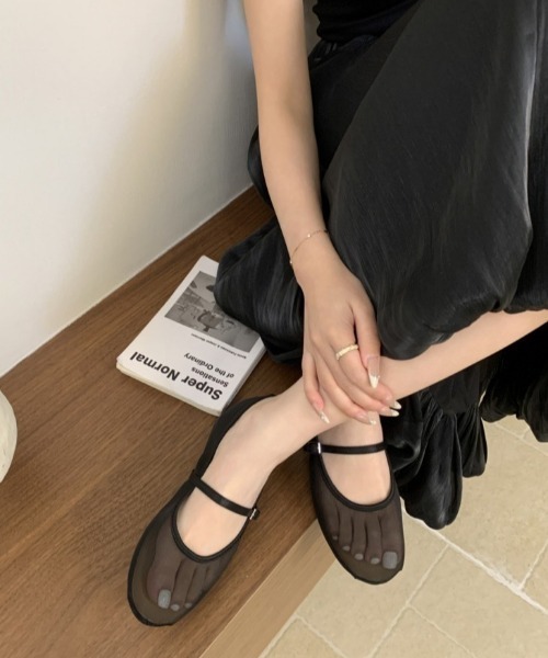 AMELY(エミリー)の「シアー メリージェーンパンプス(パンプス・レディース・ベージュ/ブルー/ブラック・35/36/37/38/39)」の6枚目の写真