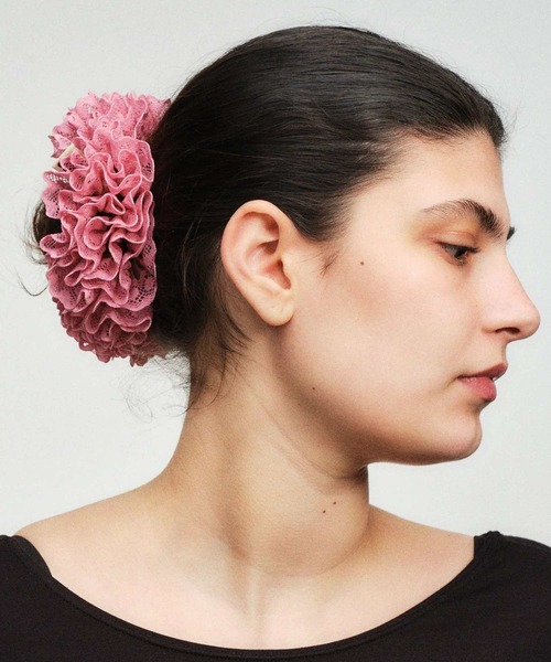 GOOD SQUISH（グッドスクイッシュ）の「WEDDING ON A WEDNESDAY ROSE（シュシュ・レディース・PINK・ONE SIZE）」の2枚目の写真