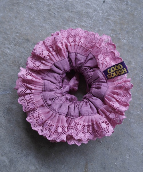 GOOD SQUISH（グッドスクイッシュ）の「WEDDING ON A WEDNESDAY ROSE（シュシュ・レディース・PINK・ONE SIZE）」の5枚目の写真