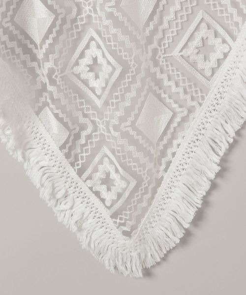 JEANASIS(ジーナシス)の「フリンジレーススカーフ/497071(バンダナ/スカーフ・レディース・ブラック/ホワイト・FREE)」の13枚目の写真