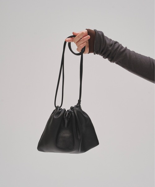 ●TODAYFUL ブラックレザー ハンドバッグ Drawstring Leather Bag（ハンドバッグ）｜TODAYFUL（トゥデイフル）の