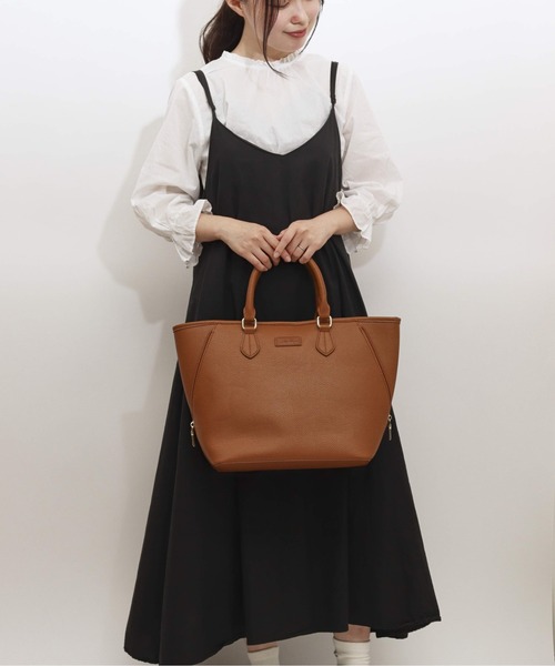 LIZDAYS(リズデイズ)の「2シルエットトートバッグ Grace by LIZDAYS(トートバッグ・レディース・ブラック/ラベンダー/グレイッシュベージュ・FREE)」の5枚目の写真
