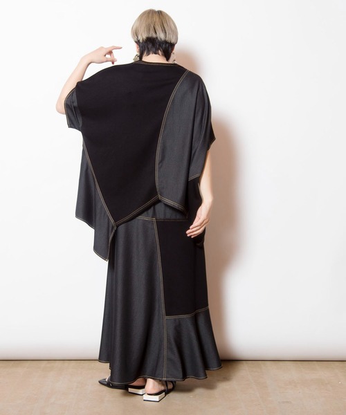 OSMOSIS(オズモーシス)の「切替アシンメトリーTシャツ(Tシャツ/カットソー・レディース・ブラック/ブルー・ONE SIZE)」の14枚目の写真