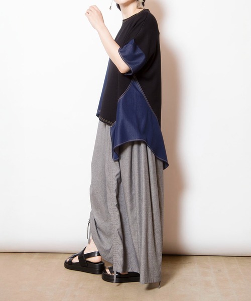 OSMOSIS(オズモーシス)の「切替アシンメトリーTシャツ(Tシャツ/カットソー・レディース・ブラック/ブルー・ONE SIZE)」の9枚目の写真