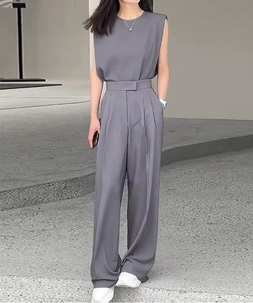 セール】シンプルなノースリーブトップスとワイドパンツの