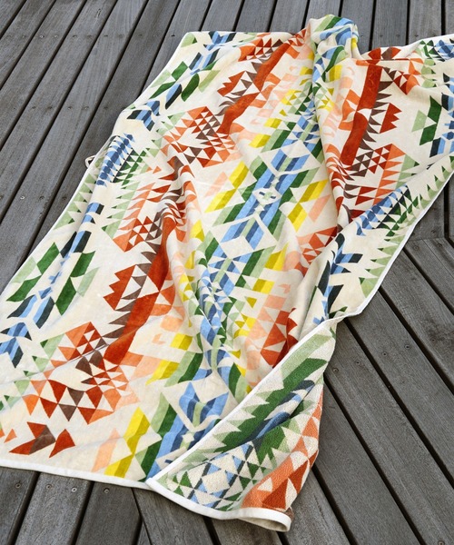PENDLETON(ペンドルトン)の「PENDLETON/ペンドルトン Oversize Jacquard Towels XB233/ジャガードバスタオルオーバーサイズ(タオル・レディース・A/B・FREE)」の2枚目の写真