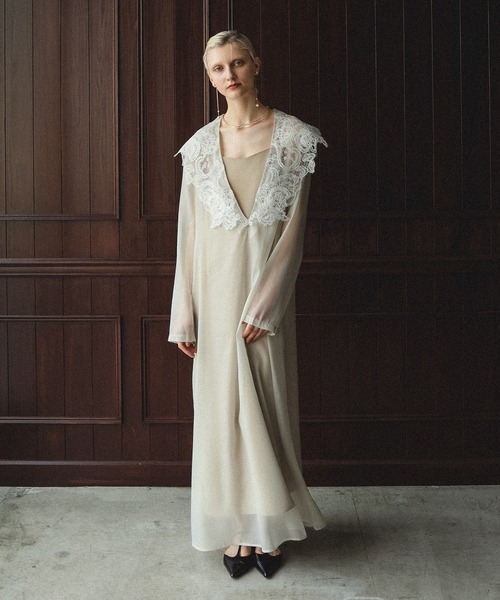 Big collar A-line dress（ドレス）｜et.UNiVER（エトユニベール）の