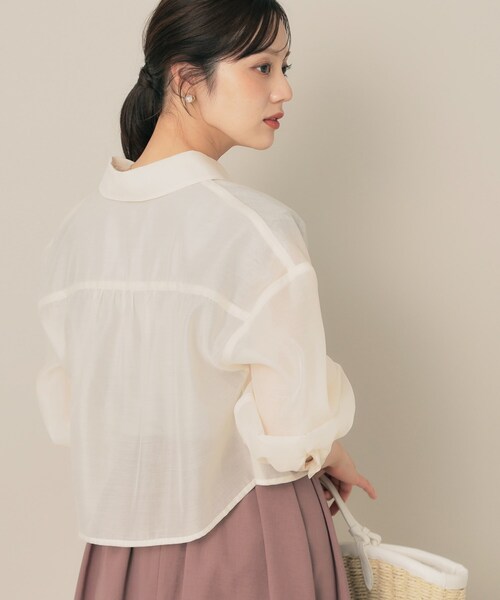 couture brooch(クチュールブローチ)の「【洗える・秋まで使える】パール調ボタンシアーシャツ(シャツ/ブラウス・レディース・ベージュ系その他4/グレー/ブラック/アイボリー・38/42)」の19枚目の写真
