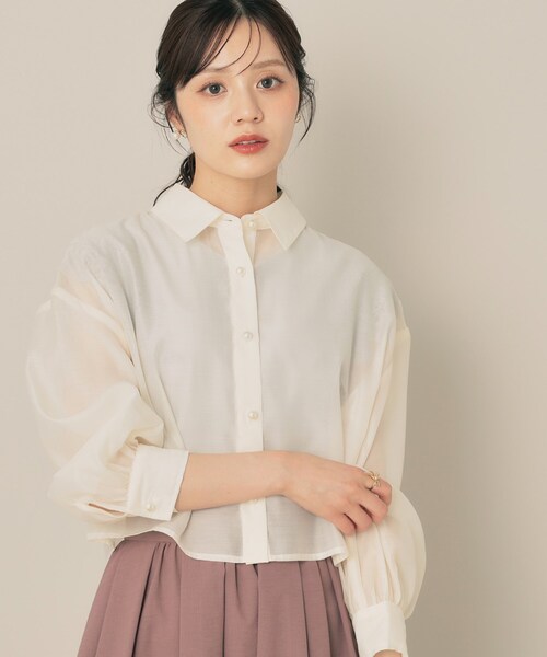 couture brooch(クチュールブローチ)の「【洗える・秋まで使える】パール調ボタンシアーシャツ(シャツ/ブラウス・レディース・ベージュ系その他4/グレー/ブラック/アイボリー・38/42)」の20枚目の写真