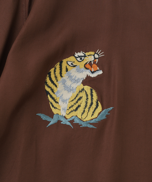 TAILOR TOYO(テーラートウヨウ)の「TAILOR TOYO / テーラー東洋 SUKA SHIIRT "ROARING TIGER"(シャツ/ブラウス・メンズ・ブラウン・SMALL/MEDIUM/LARGE/X-LARGE)」の6枚目の写真