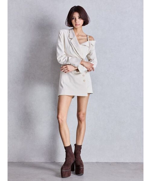 【新品】【新作・今季】GYDA★バルキーショートブーツ★アイボリー★Mサイズ GYDA（ジェイダ）の「バルキーショートブーツ（ブーツ）」 - WEAR