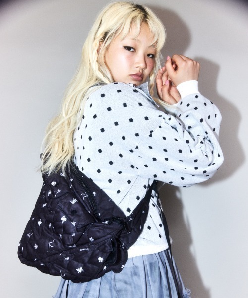 Candy Stripper（キャンディストリッパー）の「GARDEN △ SLING バッグ（ショルダーバッグ・レディース・オフホワイト/ブラック・FREE）」の5枚目の写真