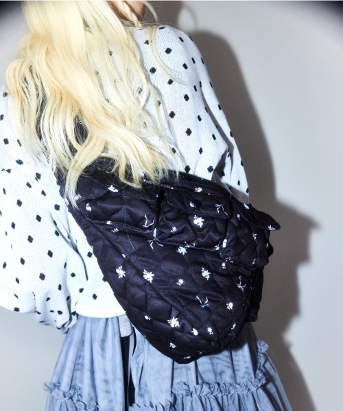 Candy Stripper（キャンディストリッパー）の「GARDEN △ SLING バッグ（ショルダーバッグ・レディース・オフホワイト/ブラック・FREE）」の8枚目の写真