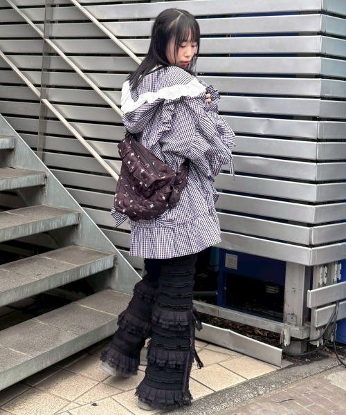 Candy Stripper（キャンディストリッパー）の「GARDEN △ SLING バッグ（ショルダーバッグ・レディース・オフホワイト/ブラック・FREE）」の10枚目の写真