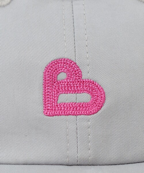BEAMS HEART（ビームスハート）の「B-HEARTロゴ メッセージ チェーン 刺繍 キャップ（キャップ・レディース・ブラック/グレー/ベージュ・ONE SIZE）」の12枚目の写真