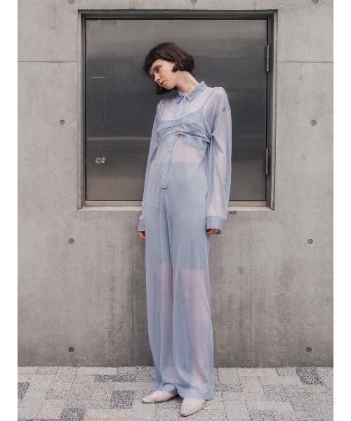 ELCHELE（エルチェレ）の「COMFY FILMY JUMPSUIT（つなぎ/オールインワン・レディース・ライトブルー/ベージュ・36/38）」の2枚目の写真