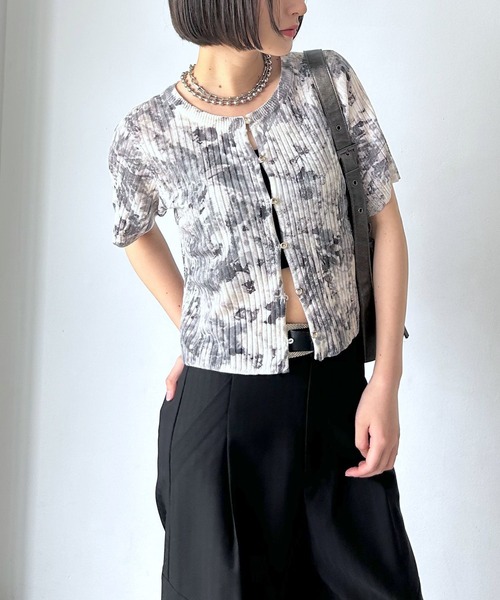 PAGEBOY（ページボーイ）の「ニュアンスガラニットカーディガン（半袖）（カーディガン/ボレロ・レディース・ブルー系その他/グレー系その他・FREE）」の6枚目の写真