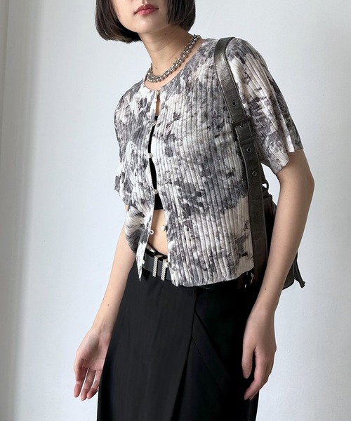 PAGEBOY（ページボーイ）の「ニュアンスガラニットカーディガン（半袖）（カーディガン/ボレロ・レディース・ブルー系その他/グレー系その他・FREE）」の7枚目の写真