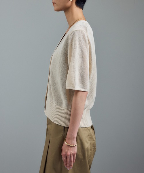 SALON adam et rope'（サロン アダム エ ロペ）の「ドライコットンハーフスリーブメタルボタンカーディガン（カーディガン/ボレロ・レディース・ブラック/オフホワイト/キャメル・FREE）」の18枚目の写真