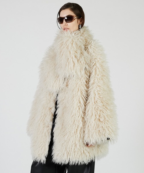 PRANK PROJECT（プランクプロジェクト）の「リバーシブルファーコート / Reversible Fur Coat（その他アウター・レディース・オフホワイト/ブラック/グレー・36/38）」の8枚目の写真