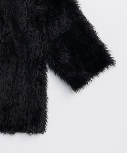 フロックス リバーシブル　ファー付き黒コート フロックス リバーシブル ファー付き黒コート フロックス