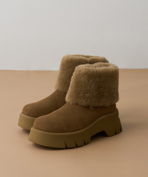 MOHI(モヒ)の「【MOHI】ファー付きムートンブーツ AFELPADO/R.MUTON GU1-3941211-AF-MU(ブーツ・レディース・キャメル/ブラック・38/36/37)」の2枚目の写真