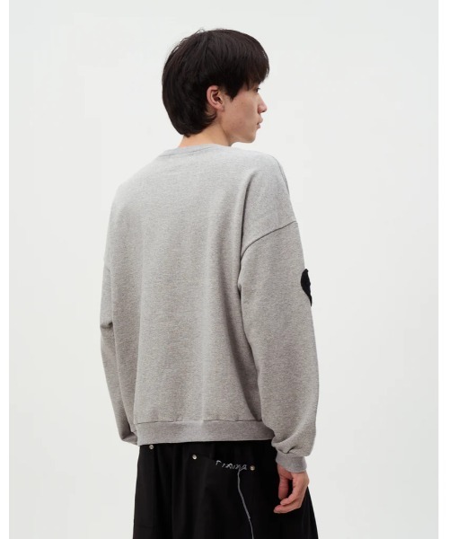 DISCOVERED(ディスカバード)の「DISCOVERED PLAYCARD CROCHET MOTIF SWEAT(スウェット・メンズ・ブラック/グレー・1/3)」の11枚目の写真