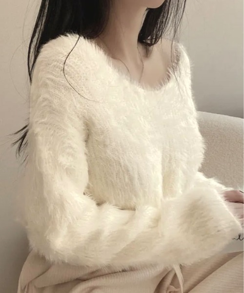 kirakiraShop(キラキラショップ)の「一目惚れするふんわり感、シャギーニット。Vネック ジャギー ニット(ニット/セーター・レディース・イエロー/パープル/ホワイト/グリーン/ブラック/グレー・FREE)」の2枚目の写真