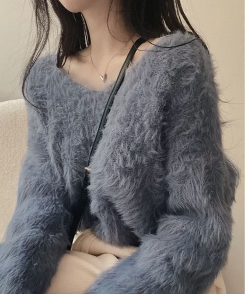 kirakiraShop(キラキラショップ)の「一目惚れするふんわり感、シャギーニット。Vネック ジャギー ニット(ニット/セーター・レディース・イエロー/パープル/ホワイト/グリーン/ブラック/グレー・FREE)」の10枚目の写真