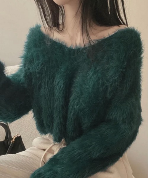 kirakiraShop(キラキラショップ)の「一目惚れするふんわり感、シャギーニット。Vネック ジャギー ニット(ニット/セーター・レディース・イエロー/パープル/ホワイト/グリーン/ブラック/グレー・FREE)」の12枚目の写真