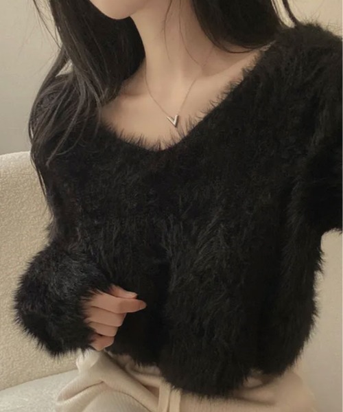 kirakiraShop(キラキラショップ)の「一目惚れするふんわり感、シャギーニット。Vネック ジャギー ニット(ニット/セーター・レディース・イエロー/パープル/ホワイト/グリーン/ブラック/グレー・FREE)」の21枚目の写真