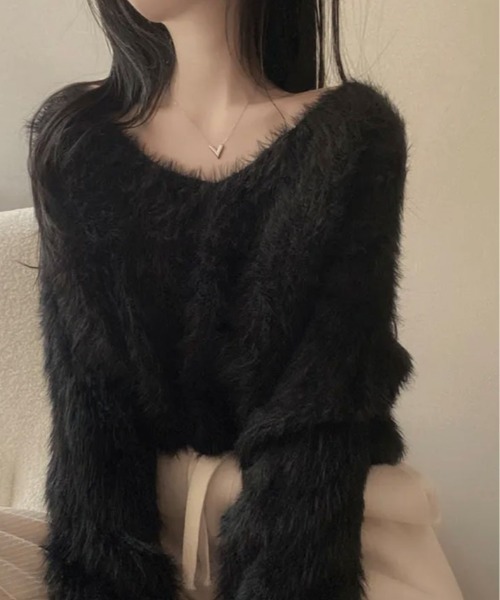 kirakiraShop(キラキラショップ)の「一目惚れするふんわり感、シャギーニット。Vネック ジャギー ニット(ニット/セーター・レディース・イエロー/パープル/ホワイト/グリーン/ブラック/グレー・FREE)」の22枚目の写真