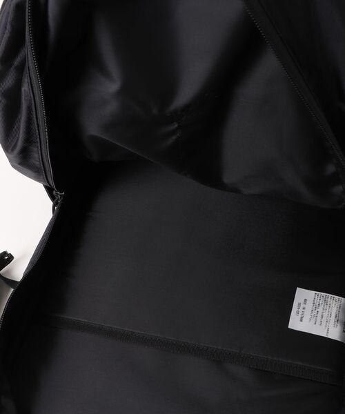 THRASHER（スラッシャー）の「【THRASHER/スラッシャー】Back Pack 30L　撥水加工　リフレクター　大容量　バックパック（バックパック/リュック・メンズ・ブラック/ブラック×ホワイト・FREE）」の3枚目の写真