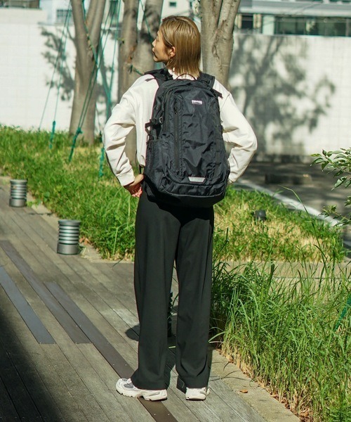 THRASHER（スラッシャー）の「【THRASHER/スラッシャー】Back Pack 30L　撥水加工　リフレクター　大容量　バックパック（バックパック/リュック・メンズ・ブラック/ブラック×ホワイト・FREE）」の12枚目の写真