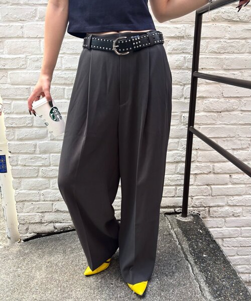 WHO'S WHO gallery(フーズフーギャラリー)の「2タックフォールスラックス(スラックス・レディース・グレー/ブラック/ブラウン・SMALL/MEDIUM)」の2枚目の写真