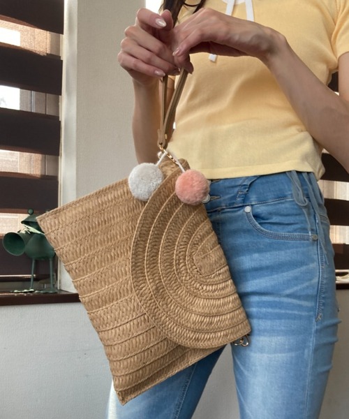 tolene(トレネ)の「ペーパー素材メッシュ編みストローフラップ2way クラッチバッグ ショルダーバッグ(ショルダーバッグ・レディース・オフホワイト/ベージュ・FREE)」の1枚目の写真
